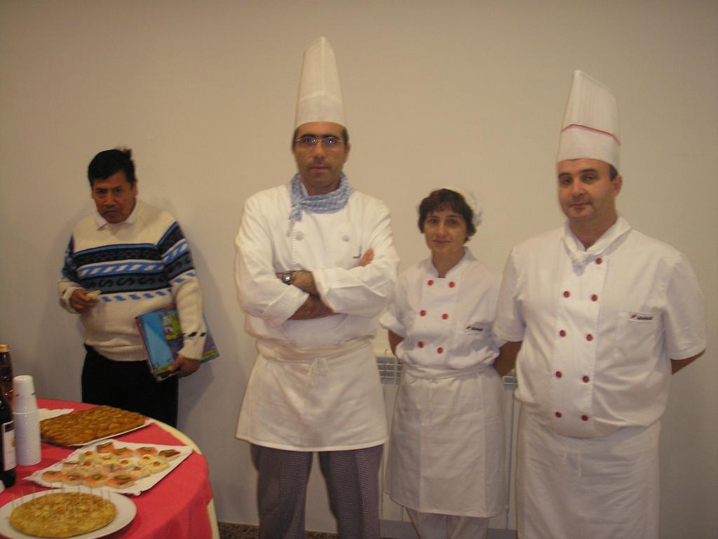 Residencia Universitaria Atilano Coco Salamanca Dış mekan fotoğraf