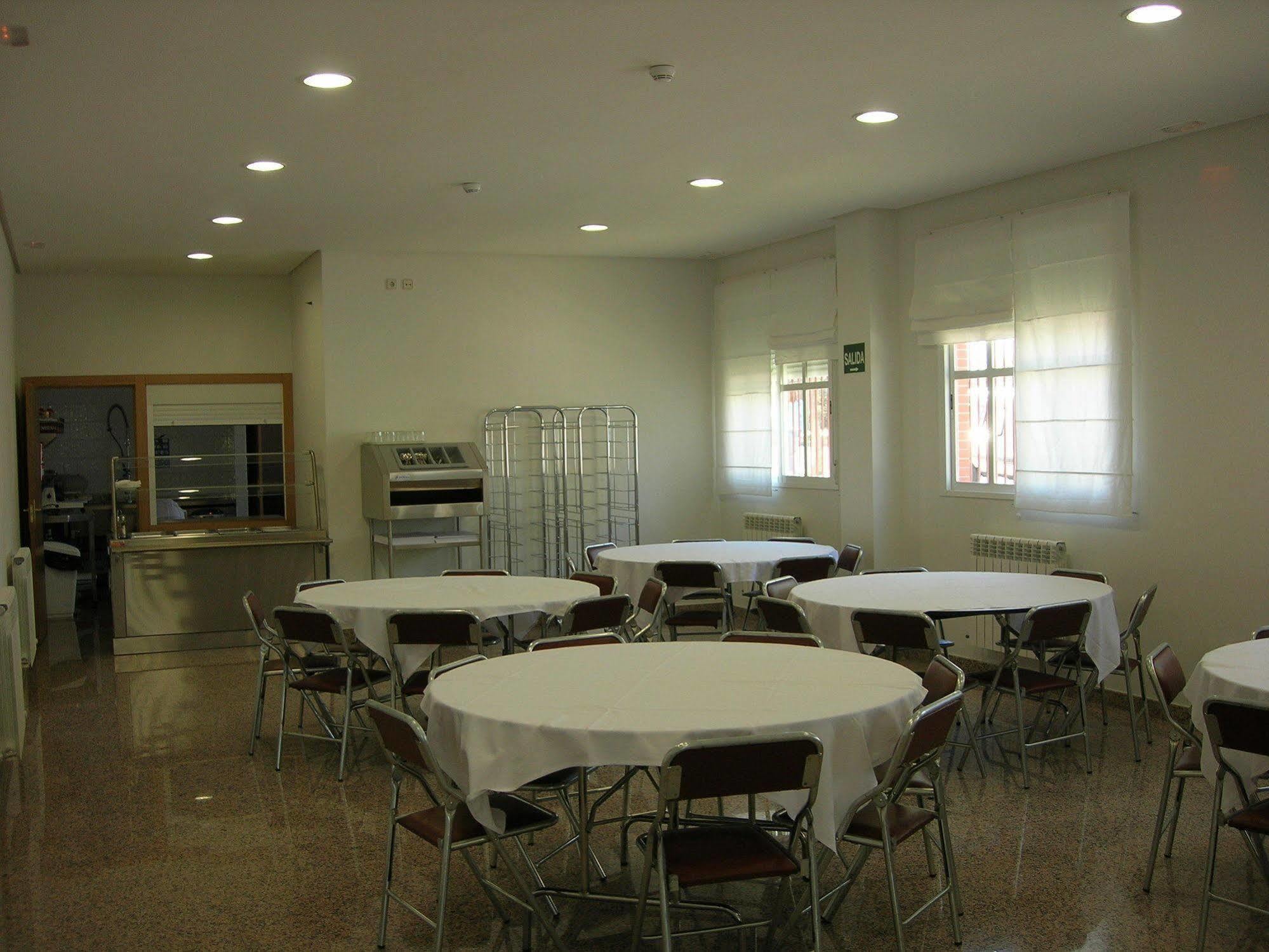 Residencia Universitaria Atilano Coco Salamanca Dış mekan fotoğraf